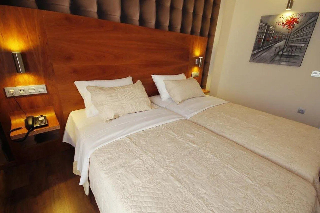 Hotel Villa Erina By Bossh Manilva